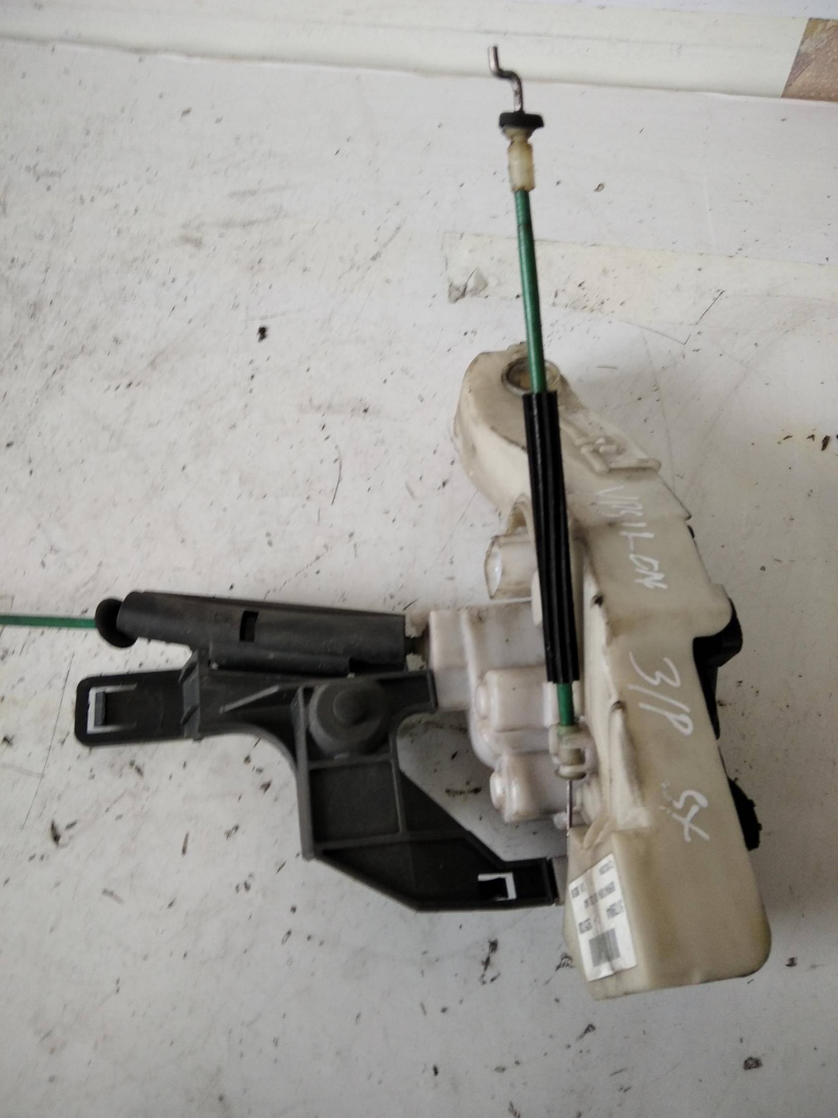 Serratura chiusura c.zta porta ant. sx.